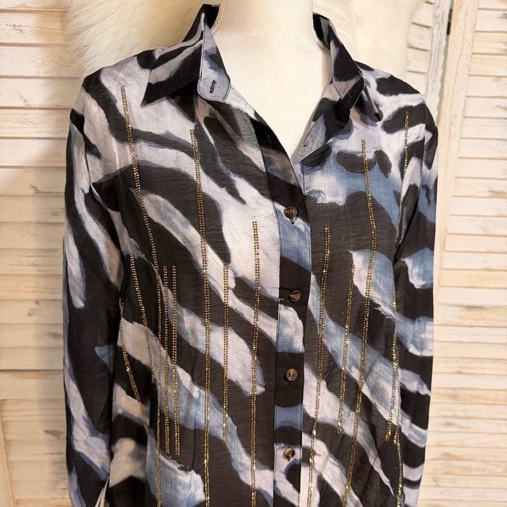 Stylish Black and Gray Button Down Shirt